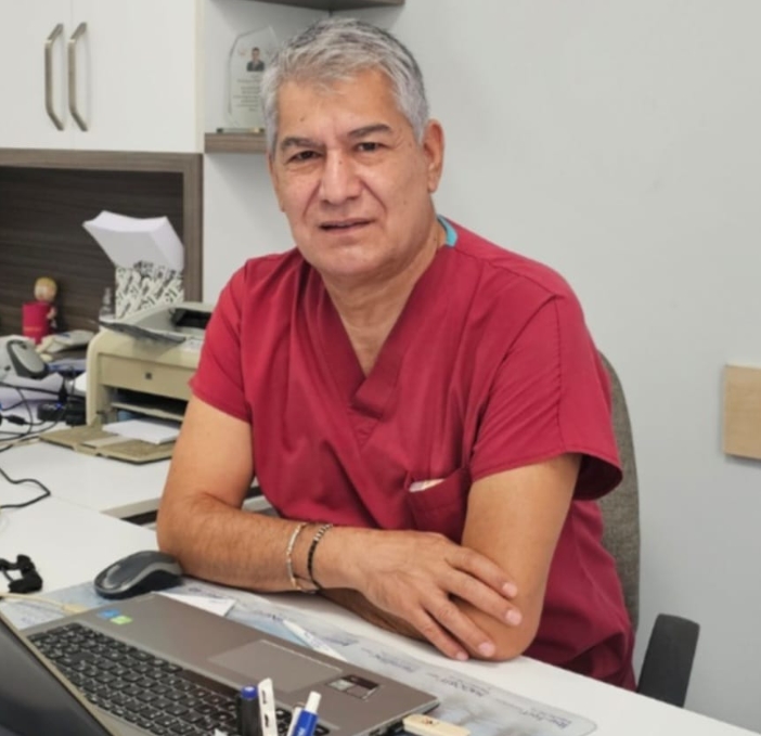 Dr. Hakan ÖZSOYSAL